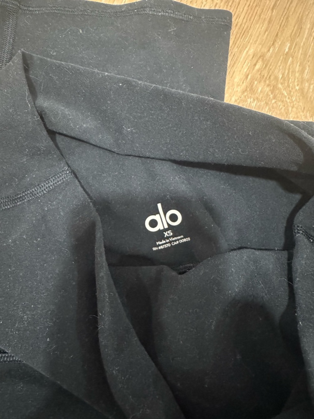 Alo Black flare leggings - XS they are linty but nothing a lint roller can’t fix